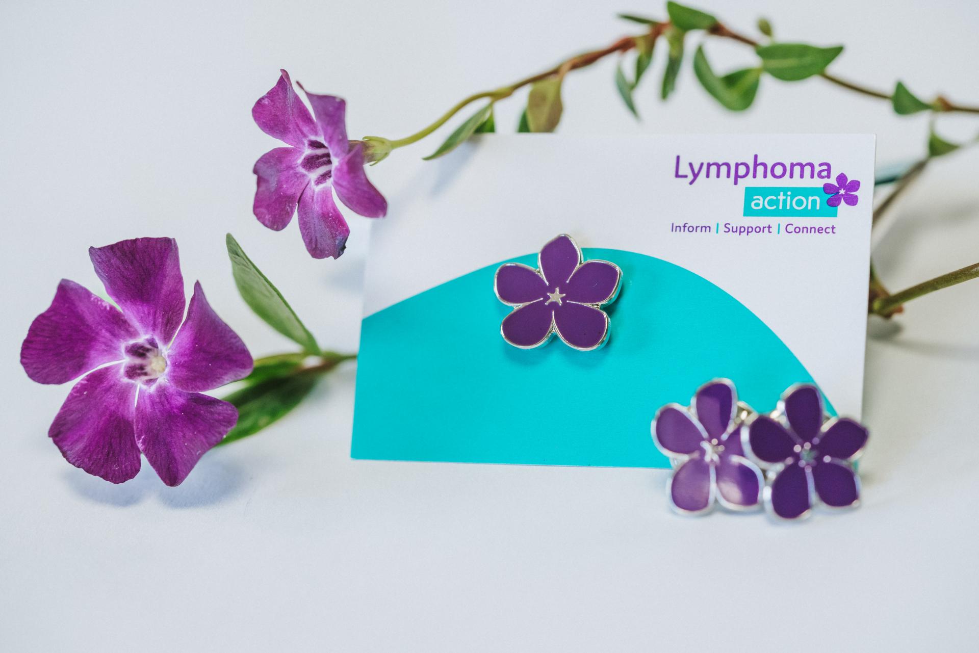 Purple periwinkle pin badge with flowers